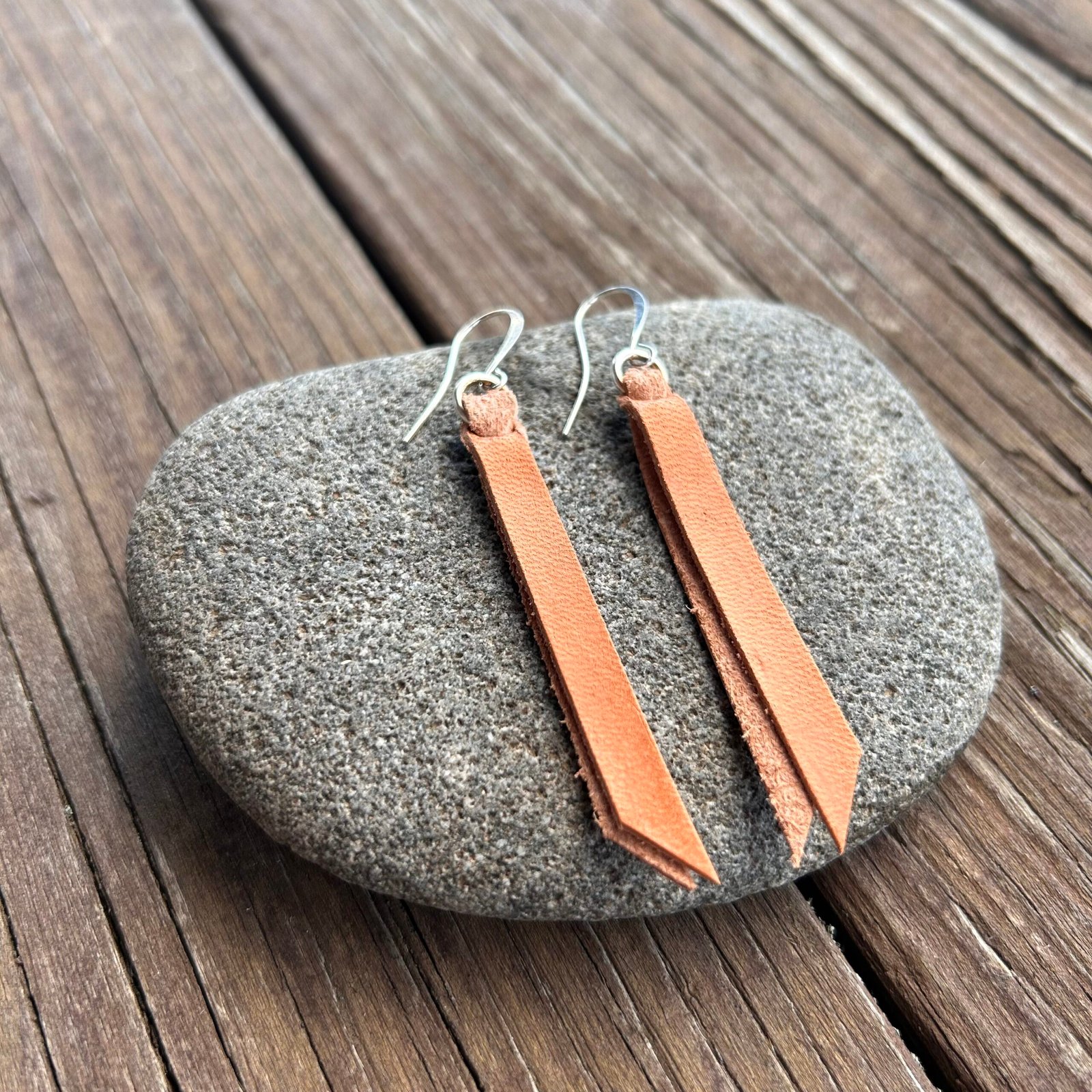 Minimalist Earrings - Image 4