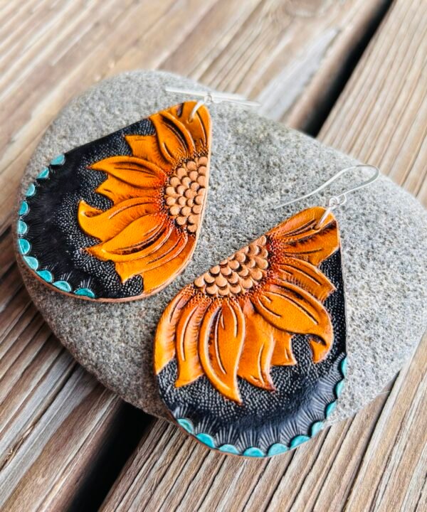 Alternative view of Sunflower Earrings