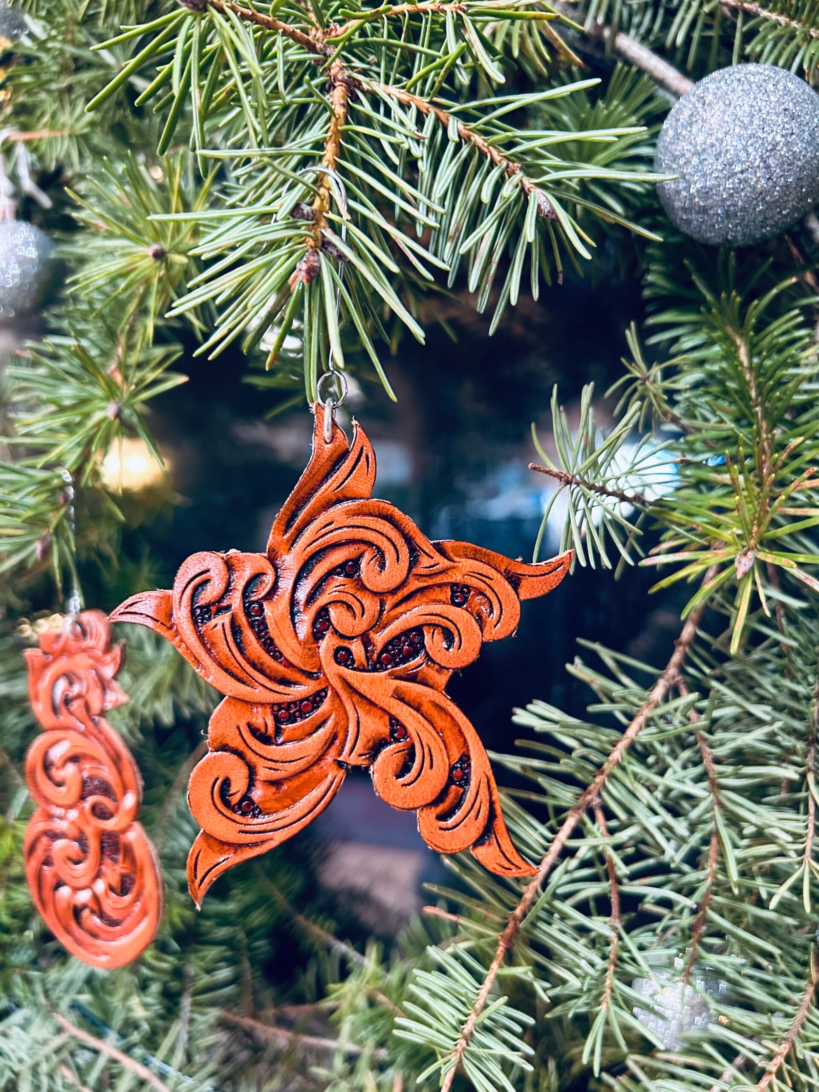 Western Swirl Ornament - Image 4