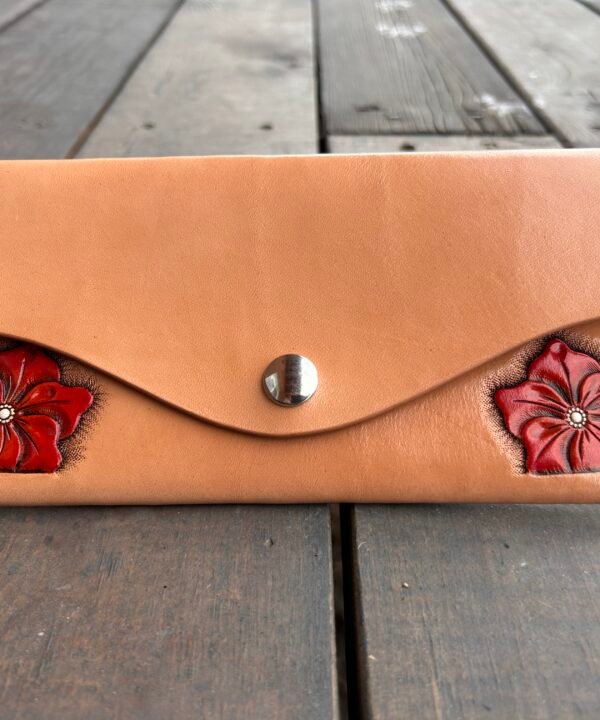 Madison Wallet Wild Roses