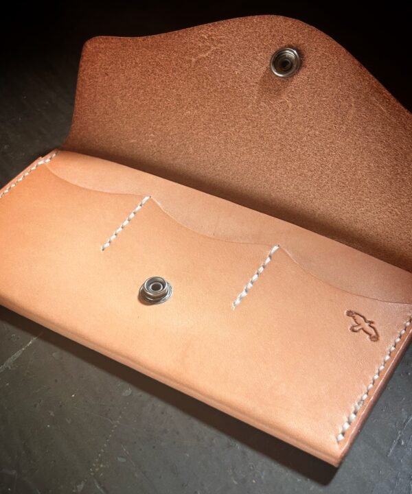 Alternative view of Madison Wallet Natural