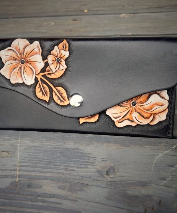 Madison Wallet Black Botanicals