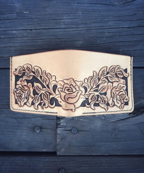 Alternative view of Mission Wallet Roses