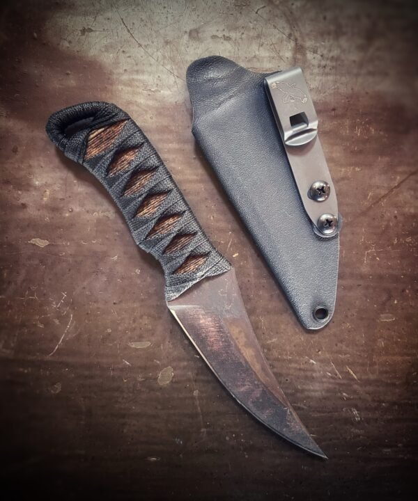 Erinyes with burnt jute and black wrap