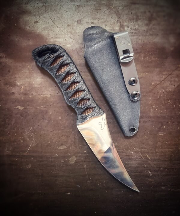 Erinyes with burnt jute and black wrap