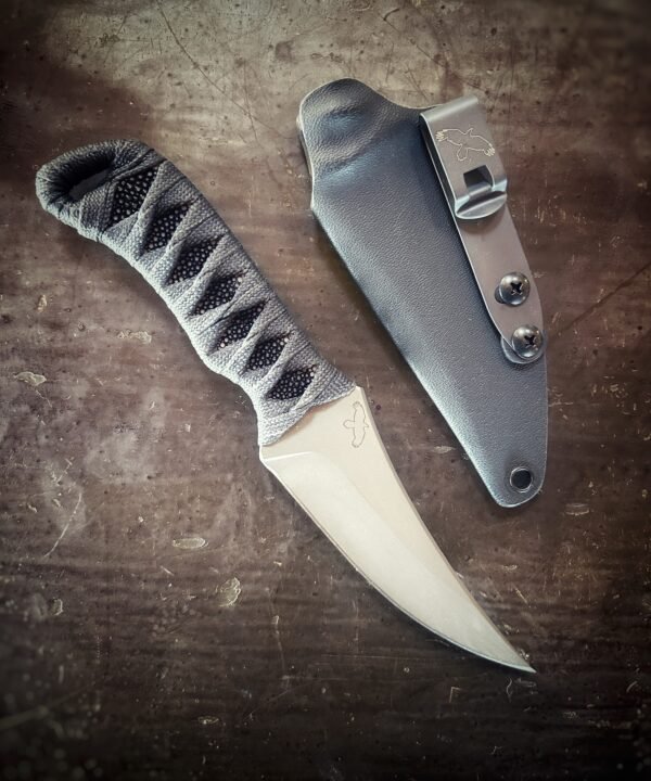 Erinyes with matte finish, polished stingray and slate gray wrap with sheath