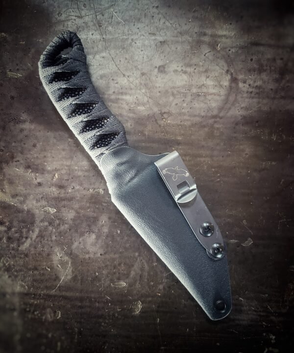 Erinyes with matte finish, polished stingray and slate gray wrap in sheath