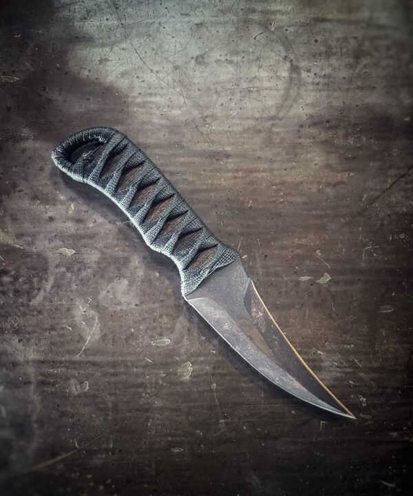 DE Erinyes with natural heat treat, burnt jute and black wrap