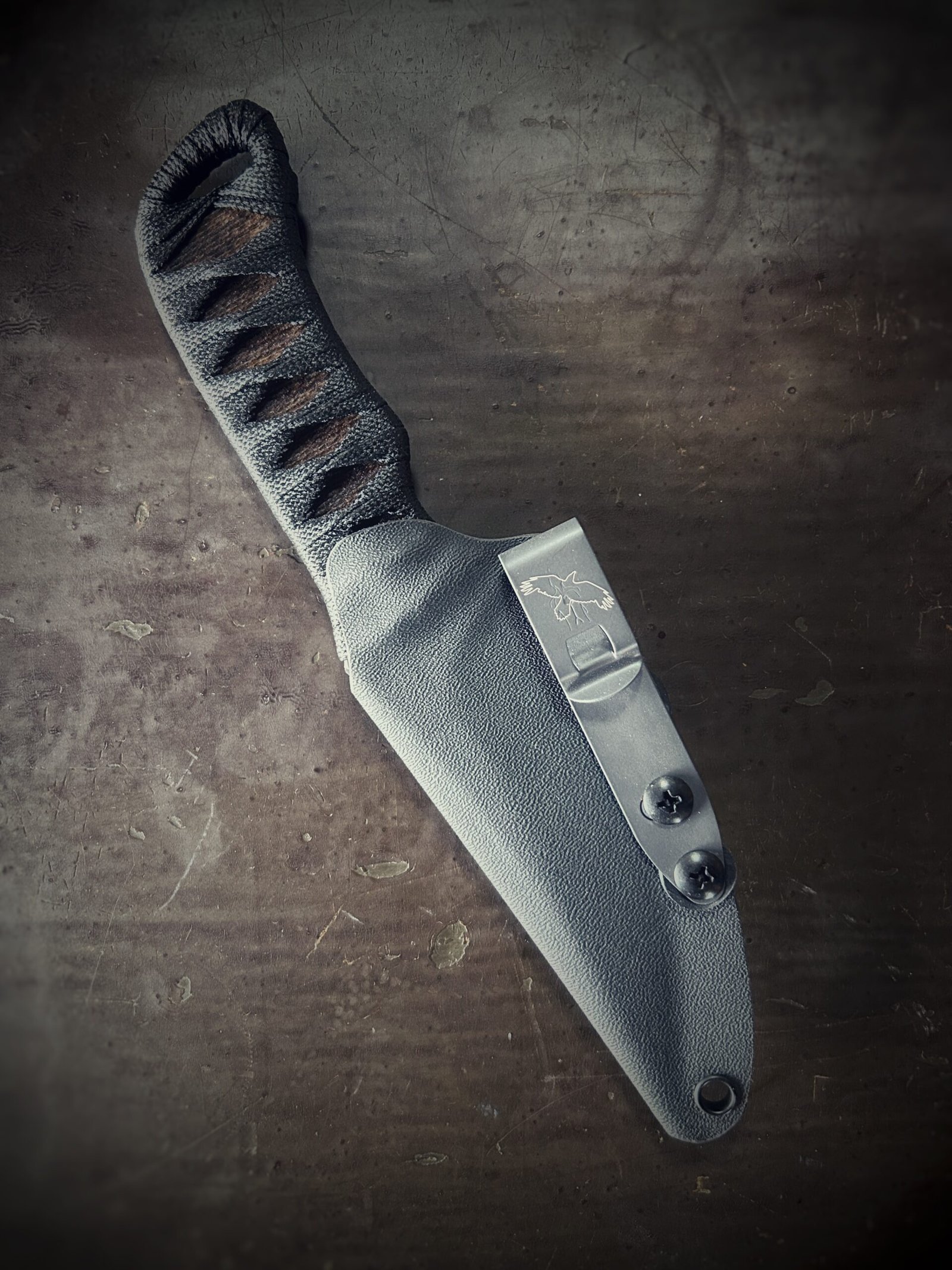 Erinyes with natural heat treat blade and burnt jute and black wrap in sheath