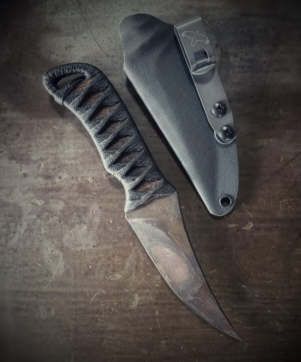 Erinyes with natural heat treat blade and burnt jute and black wrap with sheath