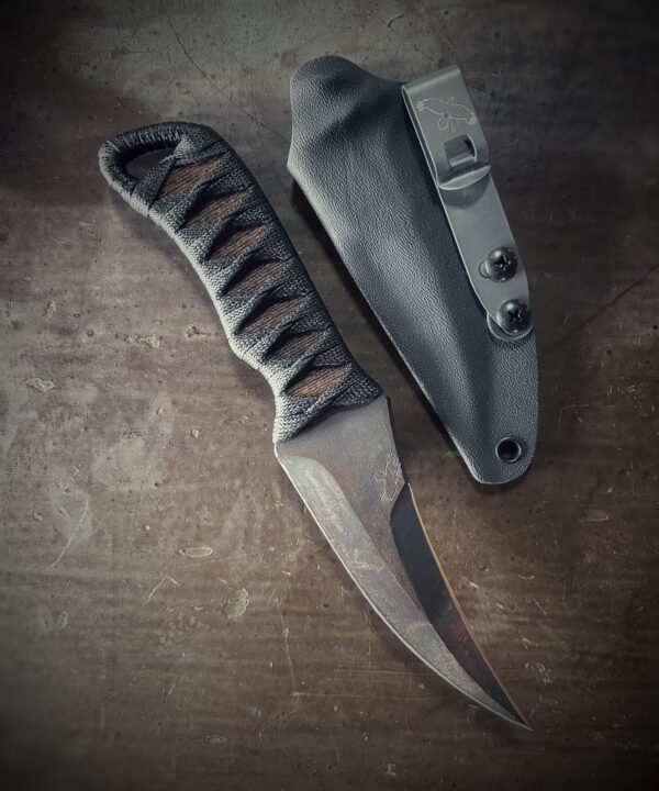 DE Erinyes with natural heat treat blade and burnt jute and black wrap with sheath