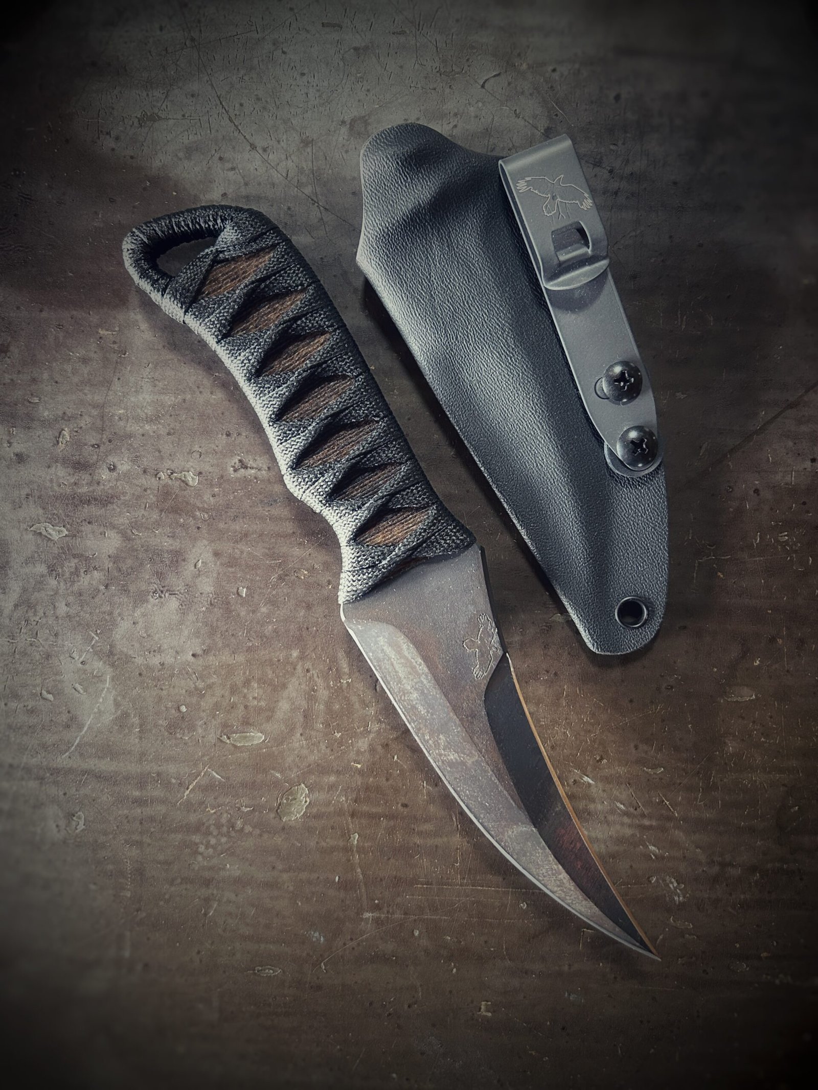 DE Erinyes with natural heat treat blade and burnt jute and black wrap with sheath